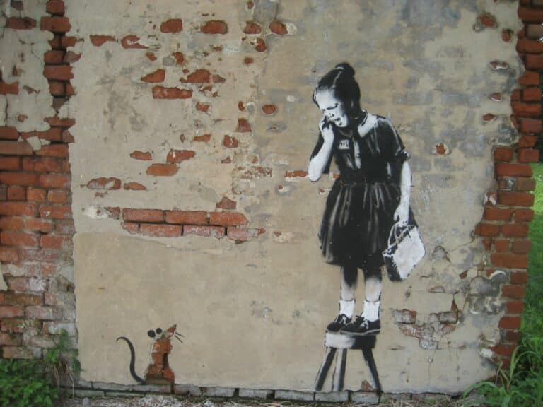 Graffiti "La petite fille et le rat" par Banksy